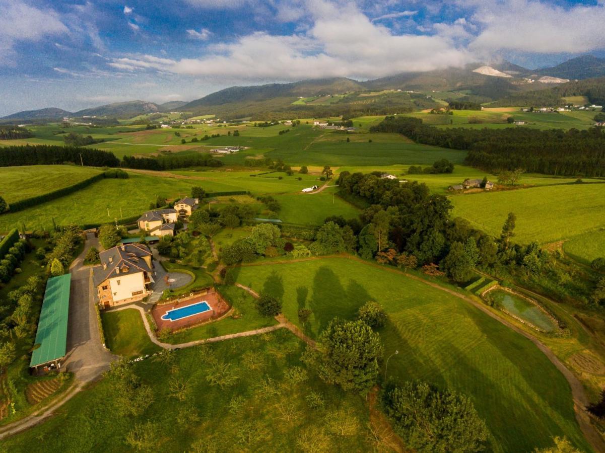 Hotel Hacienda Llamabua Навія Екстер'єр фото